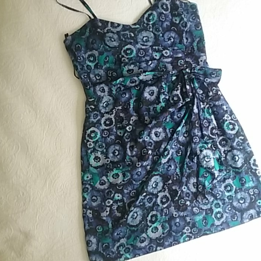 Blue floral short dress
